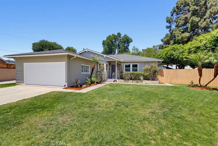 6911 E Septimo, Long Beach, California 90815