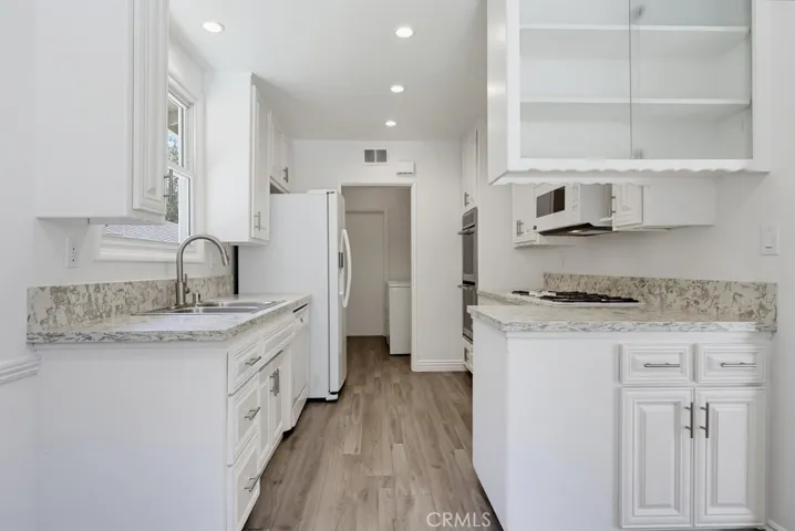6911 E Septimo, Long Beach, California 90815