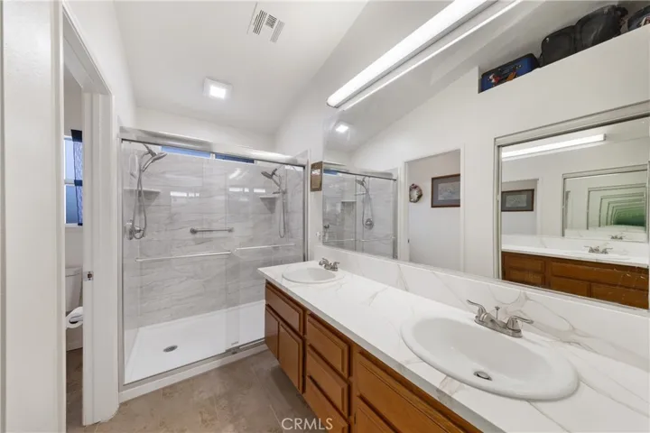 39560 Glenwood Court, Murrieta, California 92563
