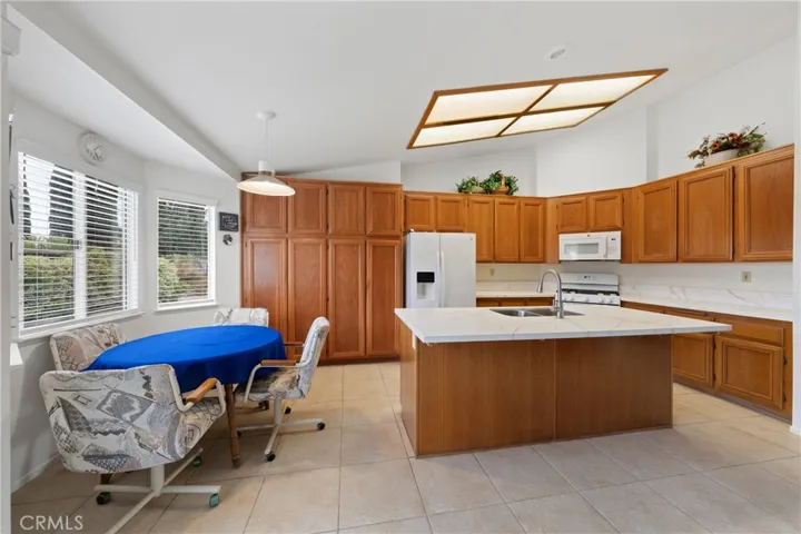 39560 Glenwood Court, Murrieta, California 92563