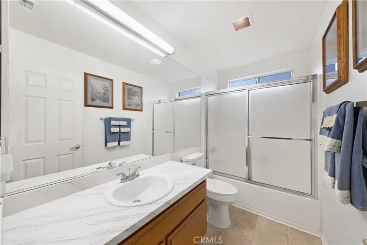 39560 Glenwood Court, Murrieta, California 92563