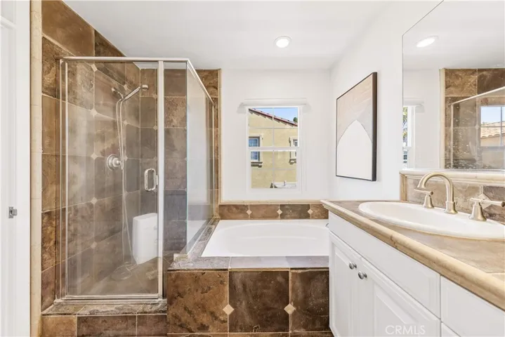 22 Arborside, Irvine, California 92603