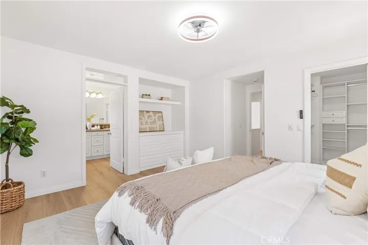 22 Arborside, Irvine, California 92603