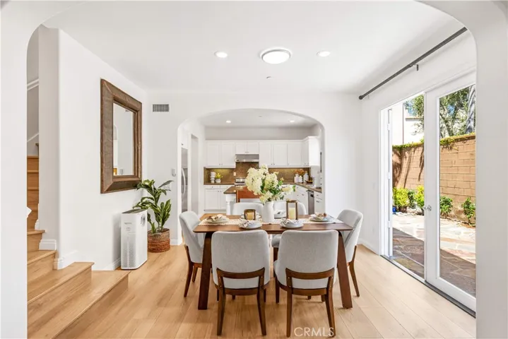 22 Arborside, Irvine, California 92603