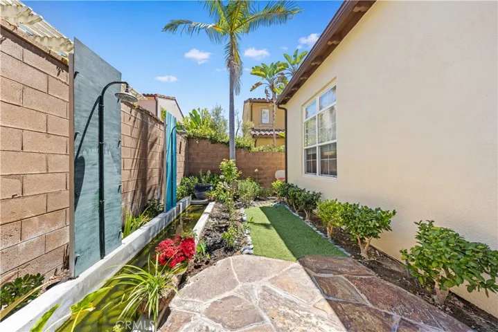 22 Arborside, Irvine, California 92603