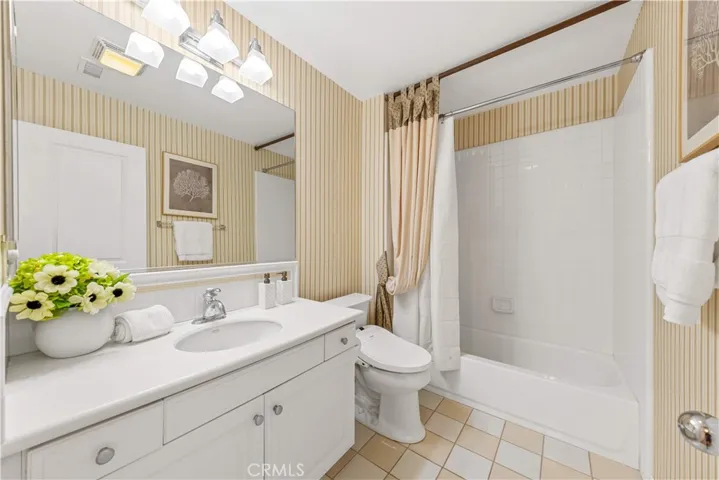 22 Arborside, Irvine, California 92603
