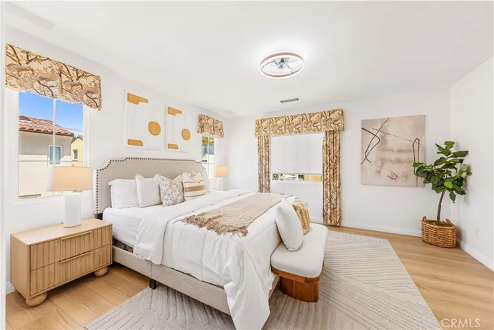 22 Arborside, Irvine, California 92603