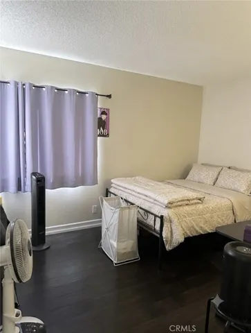 8571 La Salle 49, Cypress, California 90630