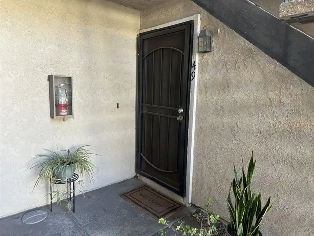 8571 La Salle 49, Cypress, California 90630