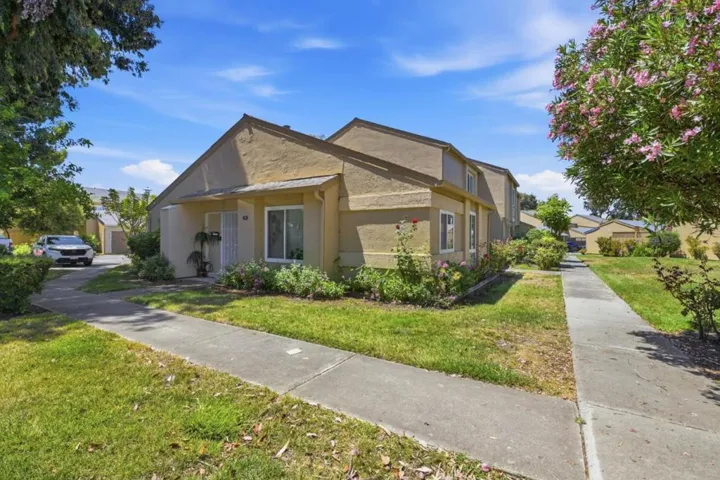 4107 Pluto Way, Union City, California 94587