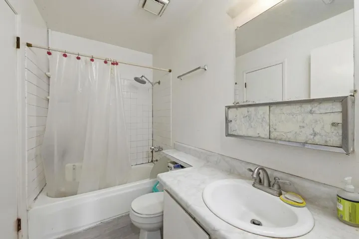 4107 Pluto Way, Union City, California 94587