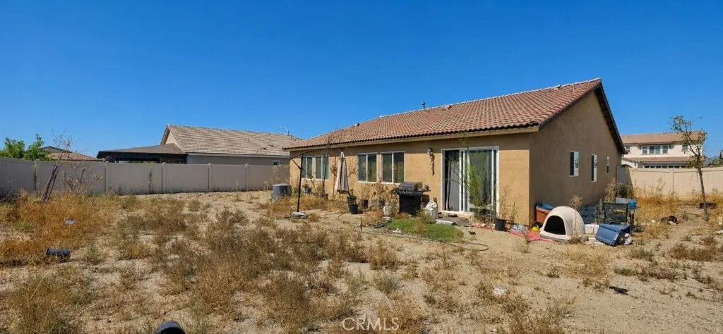 377 White Gate, San Jacinto, California 92583