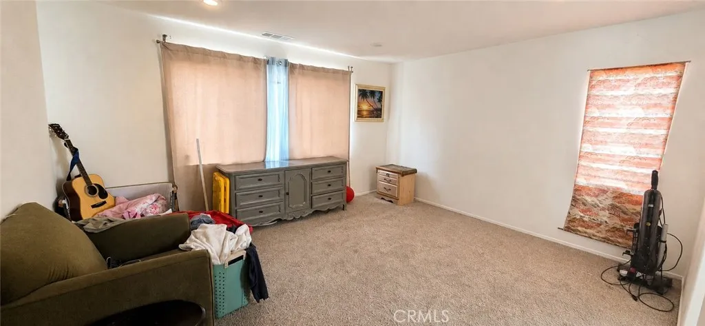 377 White Gate, San Jacinto, California 92583