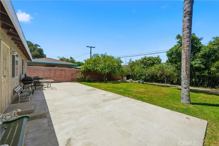 1015 W 5th, Corona, California 92882