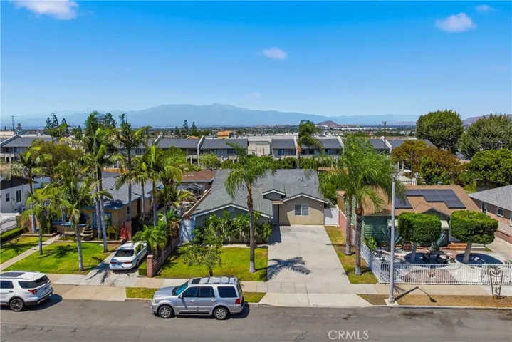 1015 W 5th, Corona, California 92882
