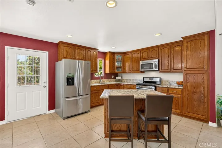 1015 W 5th, Corona, California 92882
