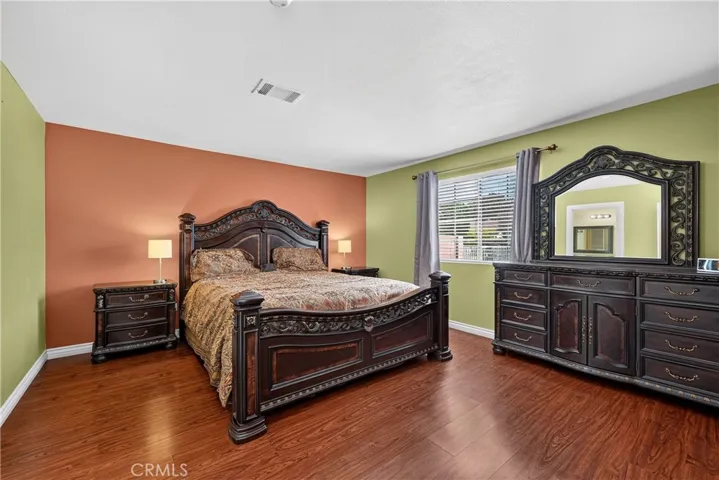 1015 W 5th, Corona, California 92882