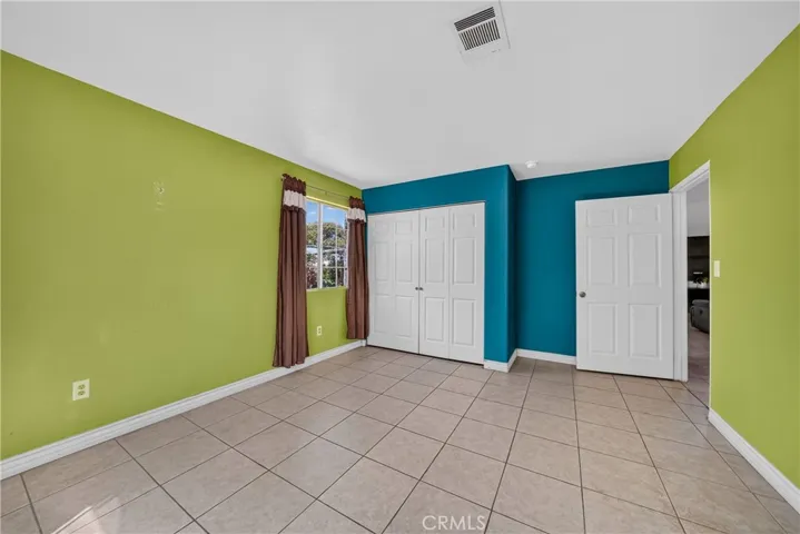 1015 W 5th, Corona, California 92882