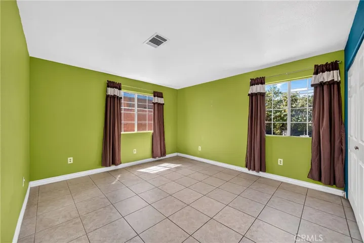 1015 W 5th, Corona, California 92882