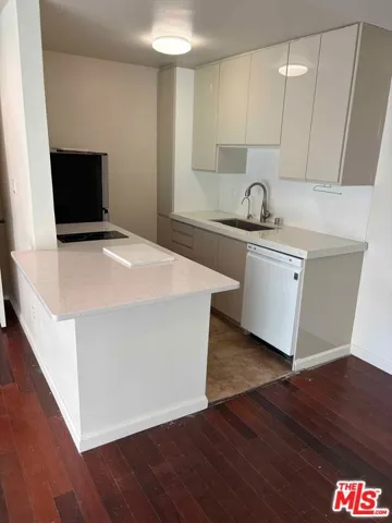 11550 Nebraska Avenue 107, Los Angeles, California 90025