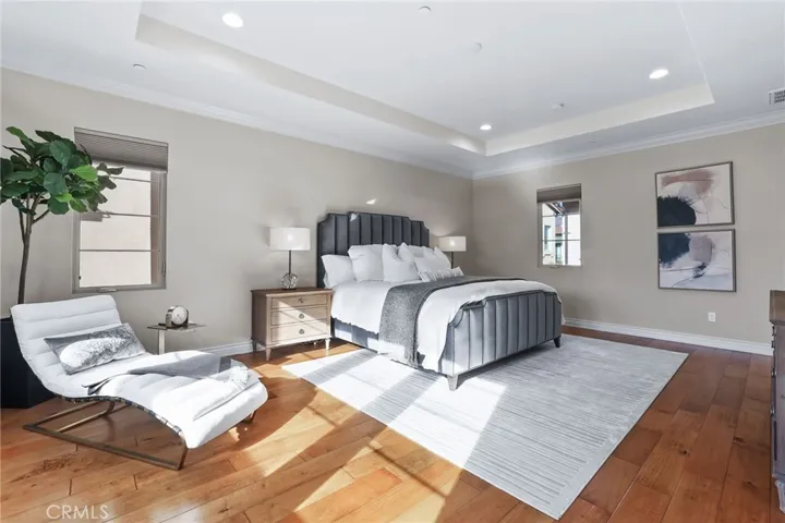 10 Shadybend, Irvine, California 92602