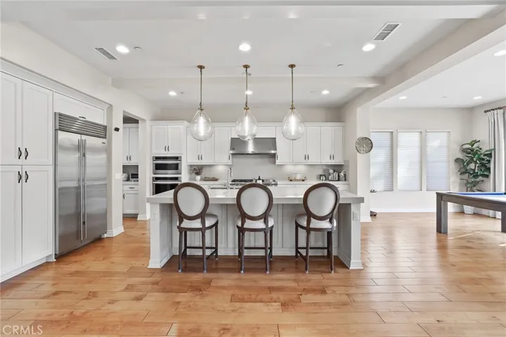 10 Shadybend, Irvine, California 92602