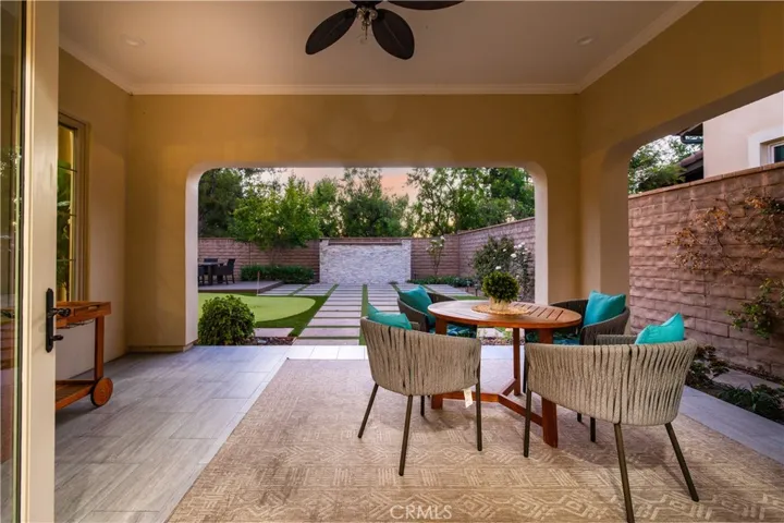 10 Shadybend, Irvine, California 92602