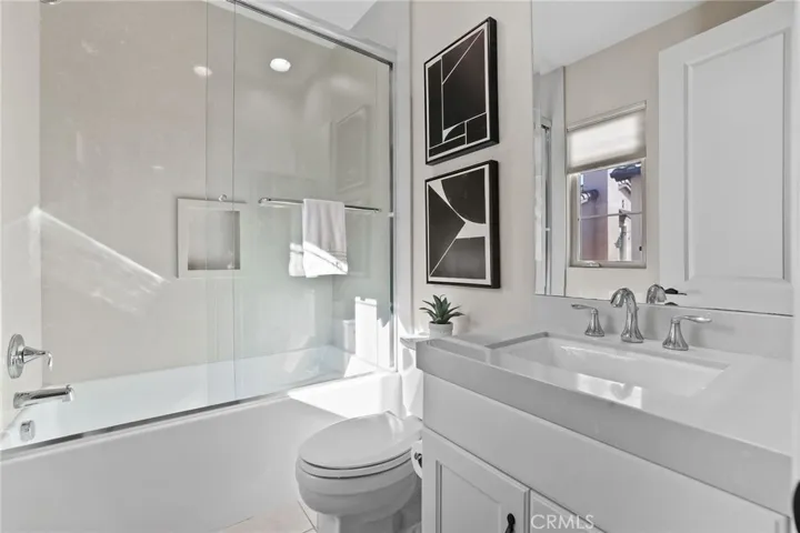 10 Shadybend, Irvine, California 92602