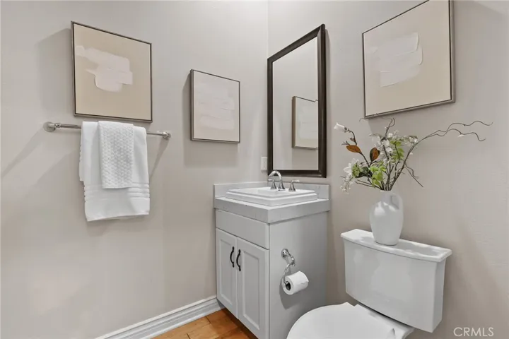 10 Shadybend, Irvine, California 92602
