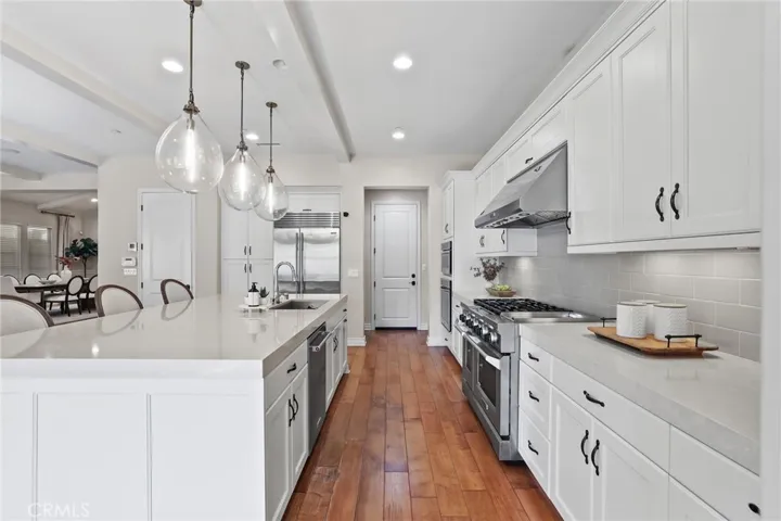 10 Shadybend, Irvine, California 92602