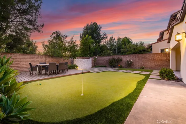 10 Shadybend, Irvine, California 92602