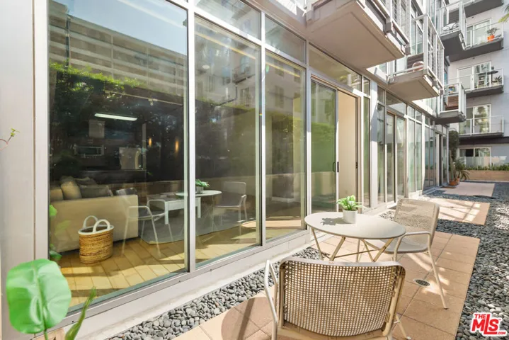 645 W 9th Street 237, Los Angeles, California 90015