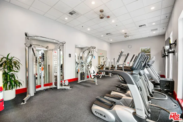 645 W 9th Street 237, Los Angeles, California 90015