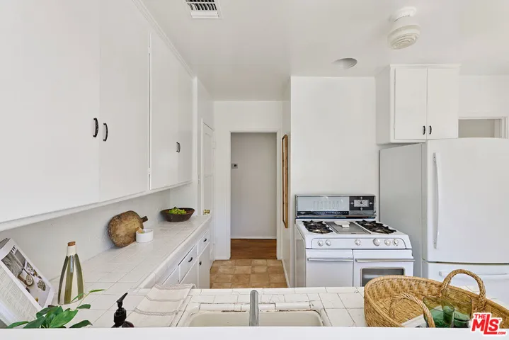 4121 Bledsoe Avenue, Culver City, California 90066