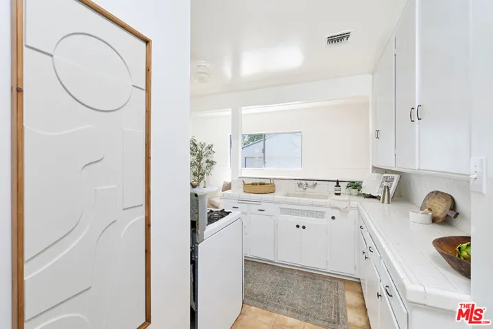 4121 Bledsoe Avenue, Culver City, California 90066