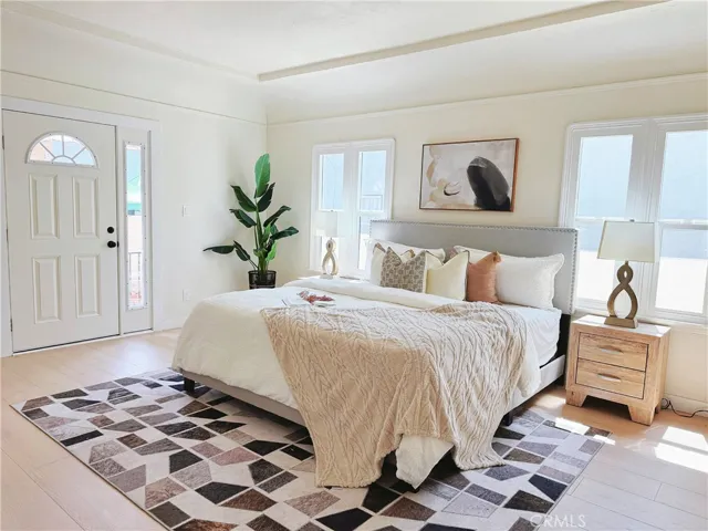 1171 E 60th Street, Los Angeles, California 90001