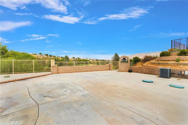 18186 Bangor Avenue, Hesperia, California 92345