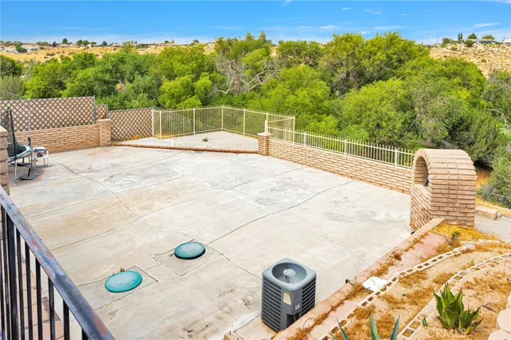 18186 Bangor Avenue, Hesperia, California 92345