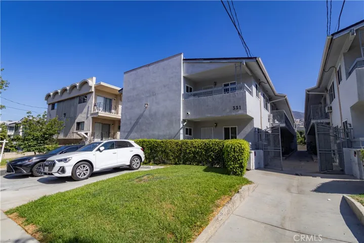 331 Cameron 7, Glendale, California 91207