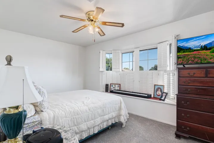 large 3rd Bedroom with bay window