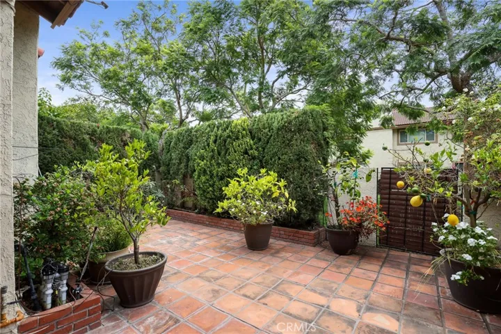 8402 Sunbeam Cir, Huntington Beach, California 92646