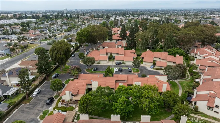8402 Sunbeam Cir, Huntington Beach, California 92646