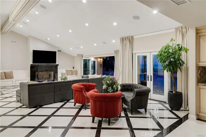 21 Coveview, Rancho Palos Verdes, California 90275