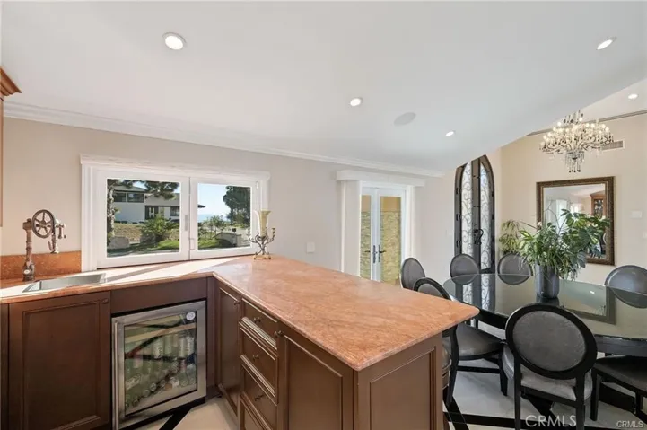 21 Coveview, Rancho Palos Verdes, California 90275