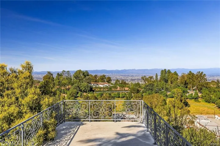 21 Coveview, Rancho Palos Verdes, California 90275