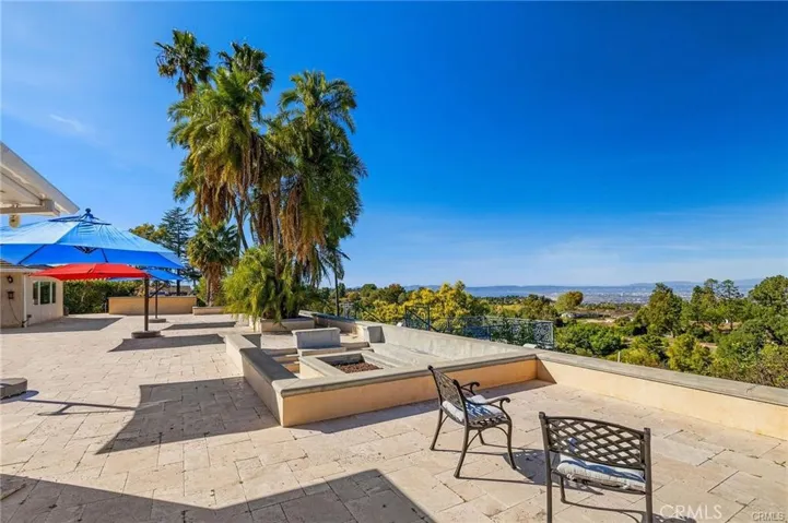 21 Coveview, Rancho Palos Verdes, California 90275