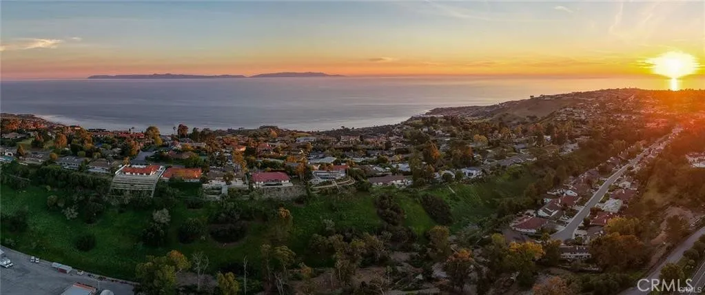 21 Coveview, Rancho Palos Verdes, California 90275