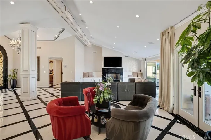 21 Coveview, Rancho Palos Verdes, California 90275