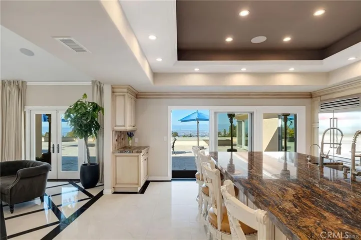 21 Coveview, Rancho Palos Verdes, California 90275