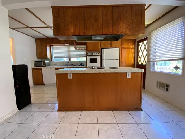 122 E Linda Vista Avenue, Alhambra, California 91801